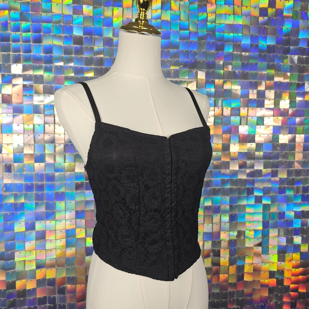 Almost Famous Corset Top Womens Medium Black Excellent Floral Lace Hook Eye